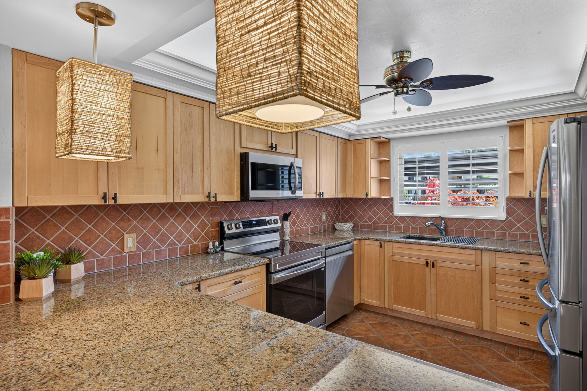 Kitchen 1 of 4