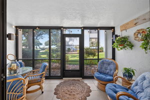 Lanai 2 of 2