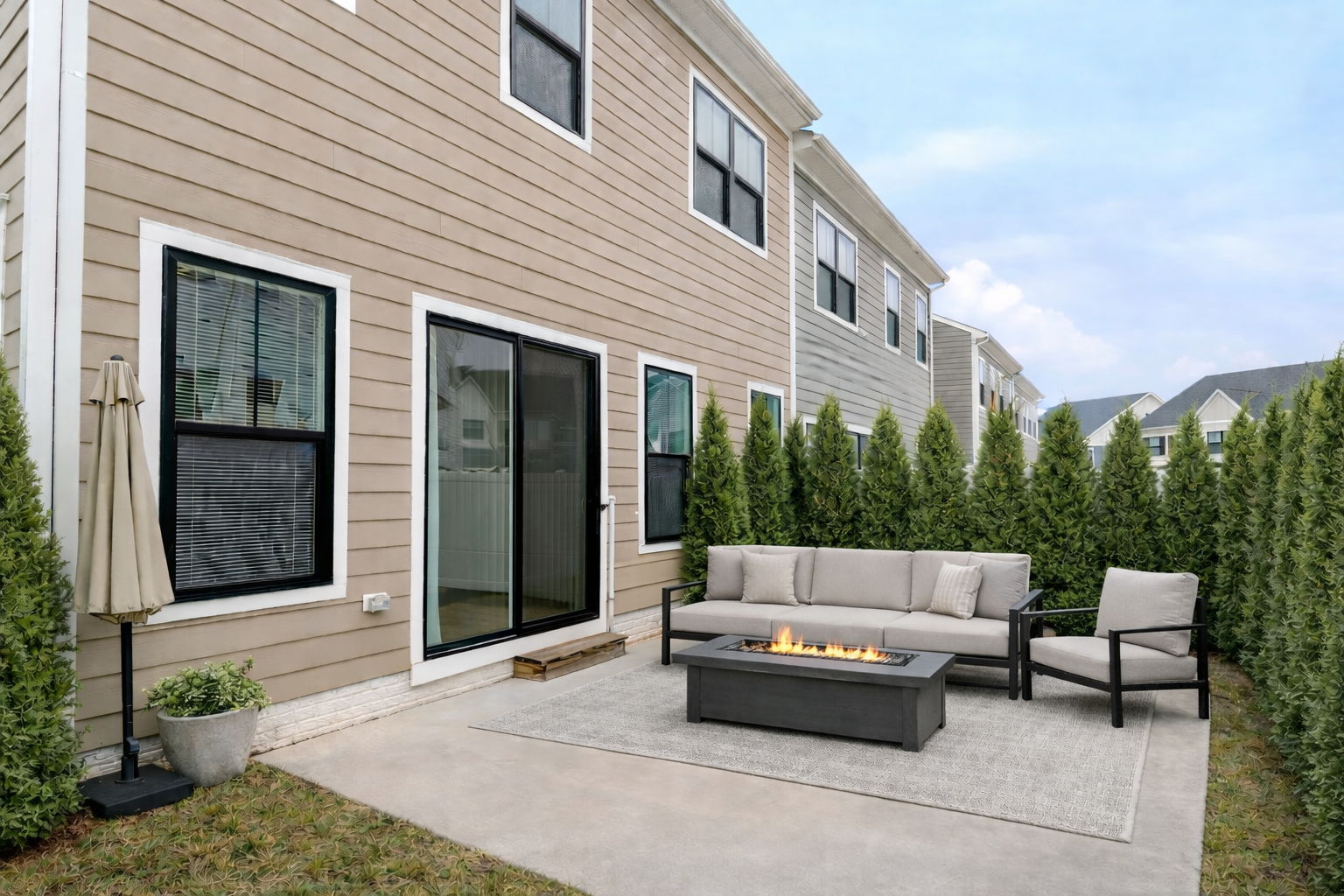 Virtually staged patio