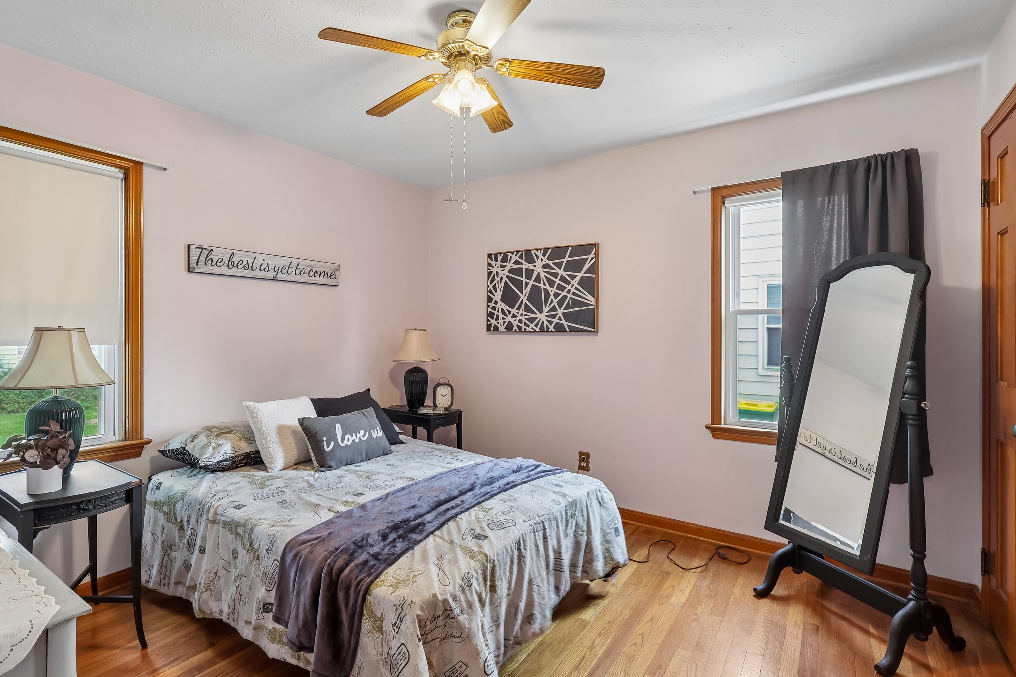E 330th St-S0109-019.jpg