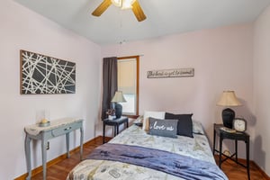 E 330th St-S0109-020.jpg