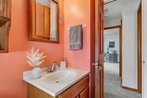 E 330th St-S0109-024.jpg