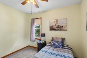 E 330th St-S0109-027.jpg