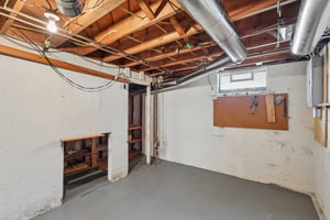 E 330th St-S0109-040.jpg