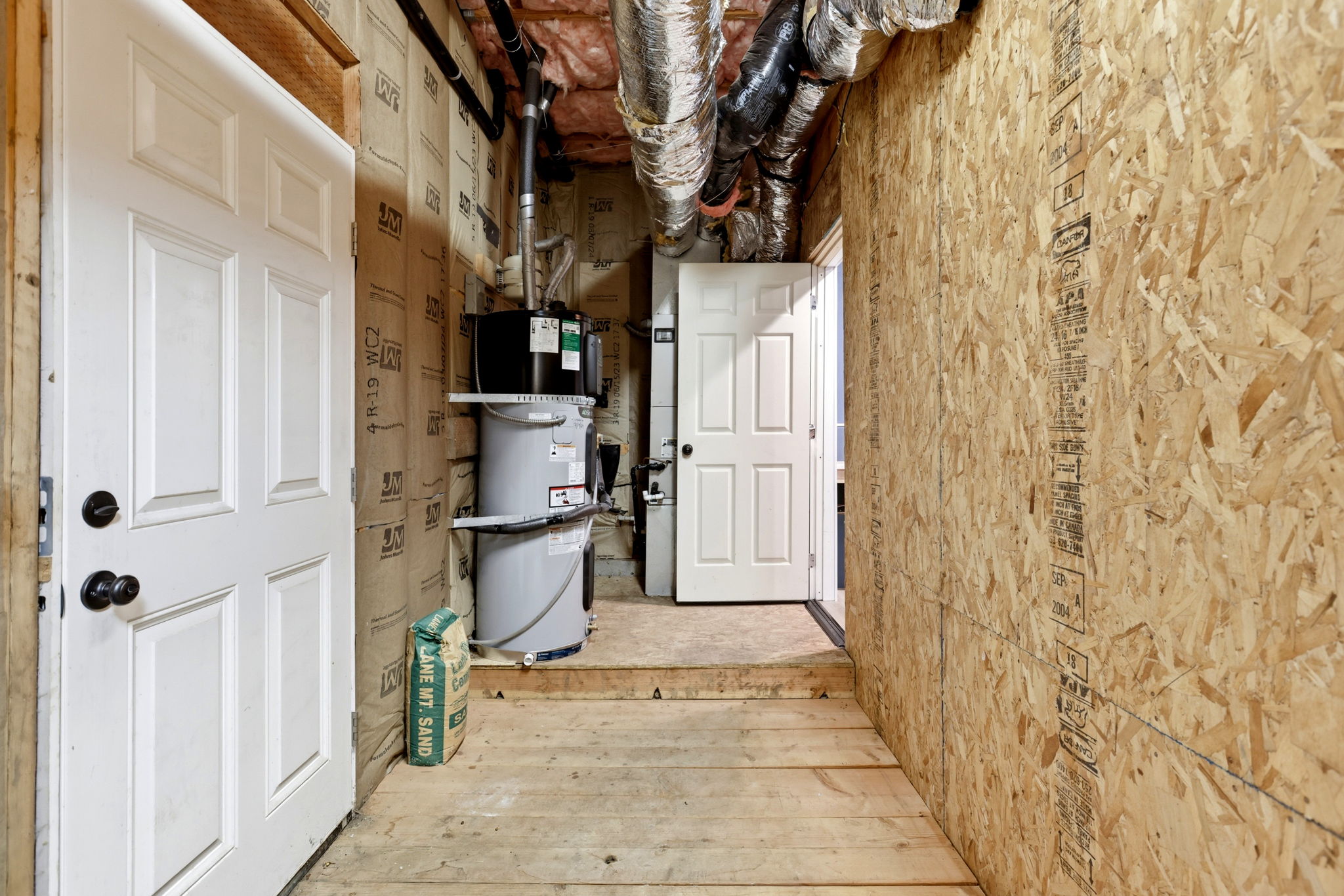 Bonus Room Entry