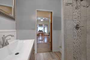  Photo 31