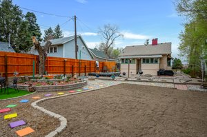  Photo 40
