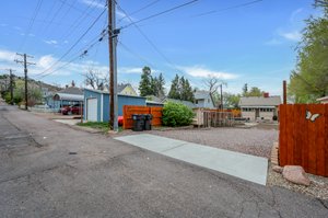 Plenty of parking off alley
