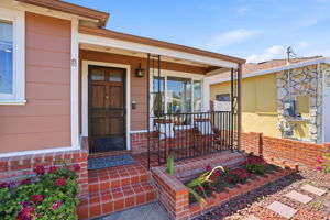 008_F8_439 Wisteria Dr