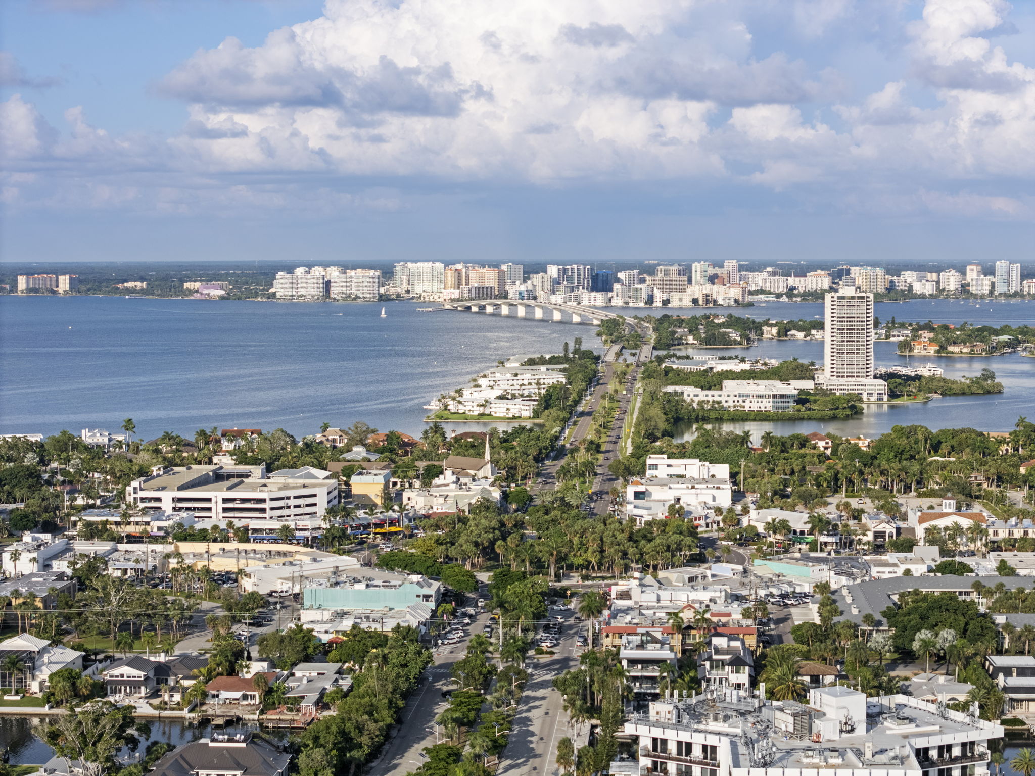 Drive from St Armands to downtown