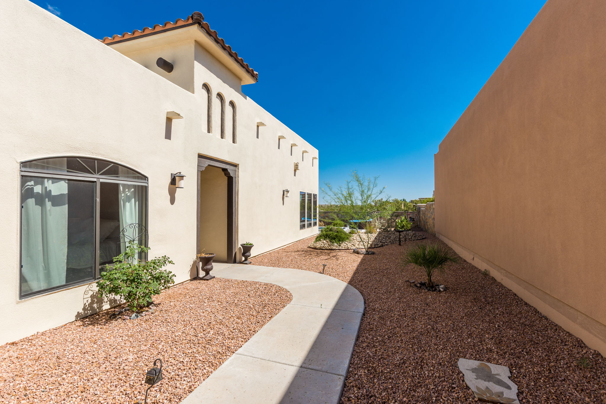 4392 Isleta Ct, Las Cruces, NM 88011 Snappin Homes