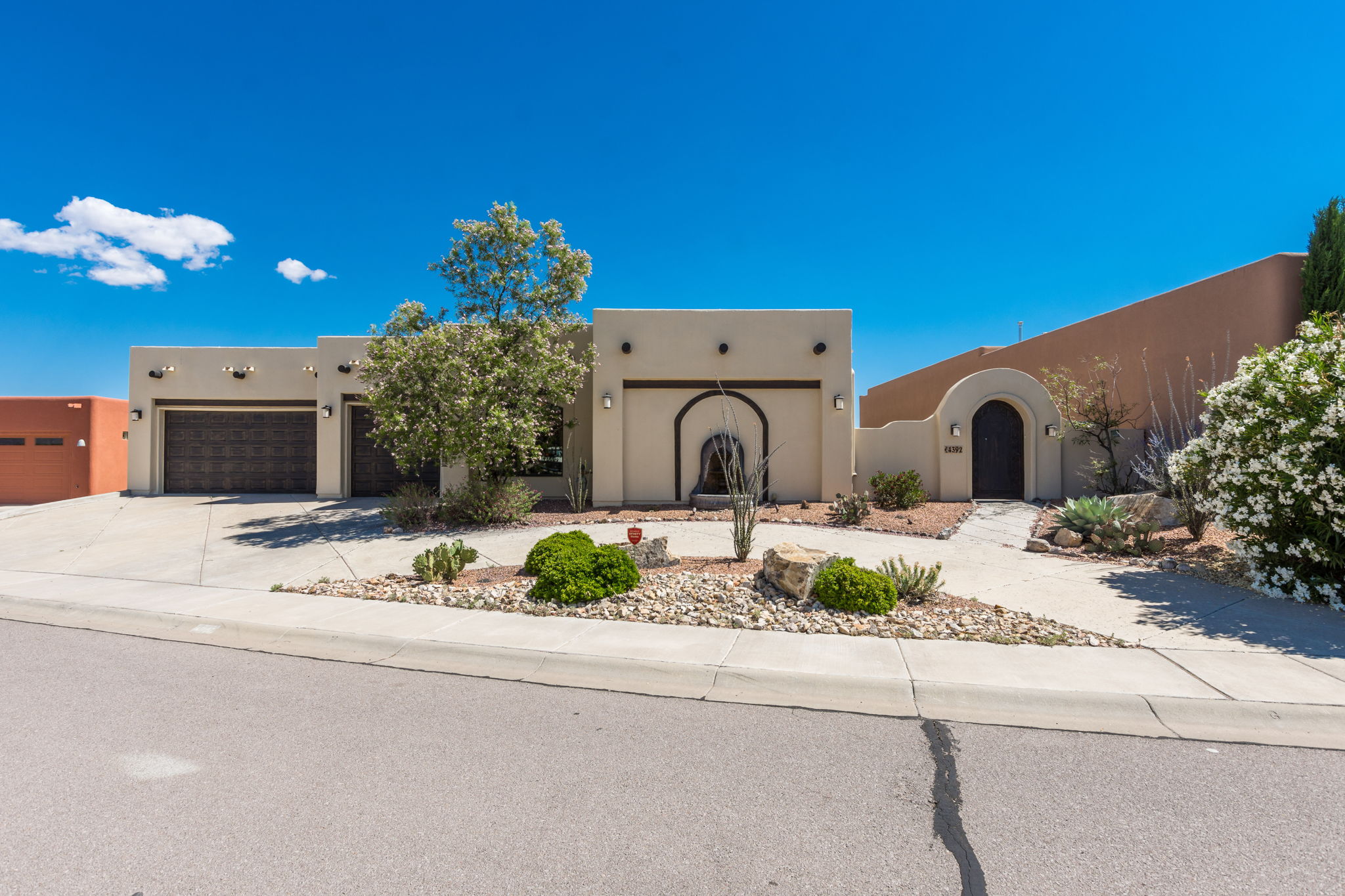 4392 Isleta Ct, Las Cruces, NM 88011 Snappin Homes