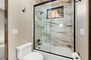 Jack and Jill Bath (2)