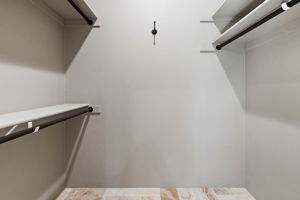 Primary Closet (2)