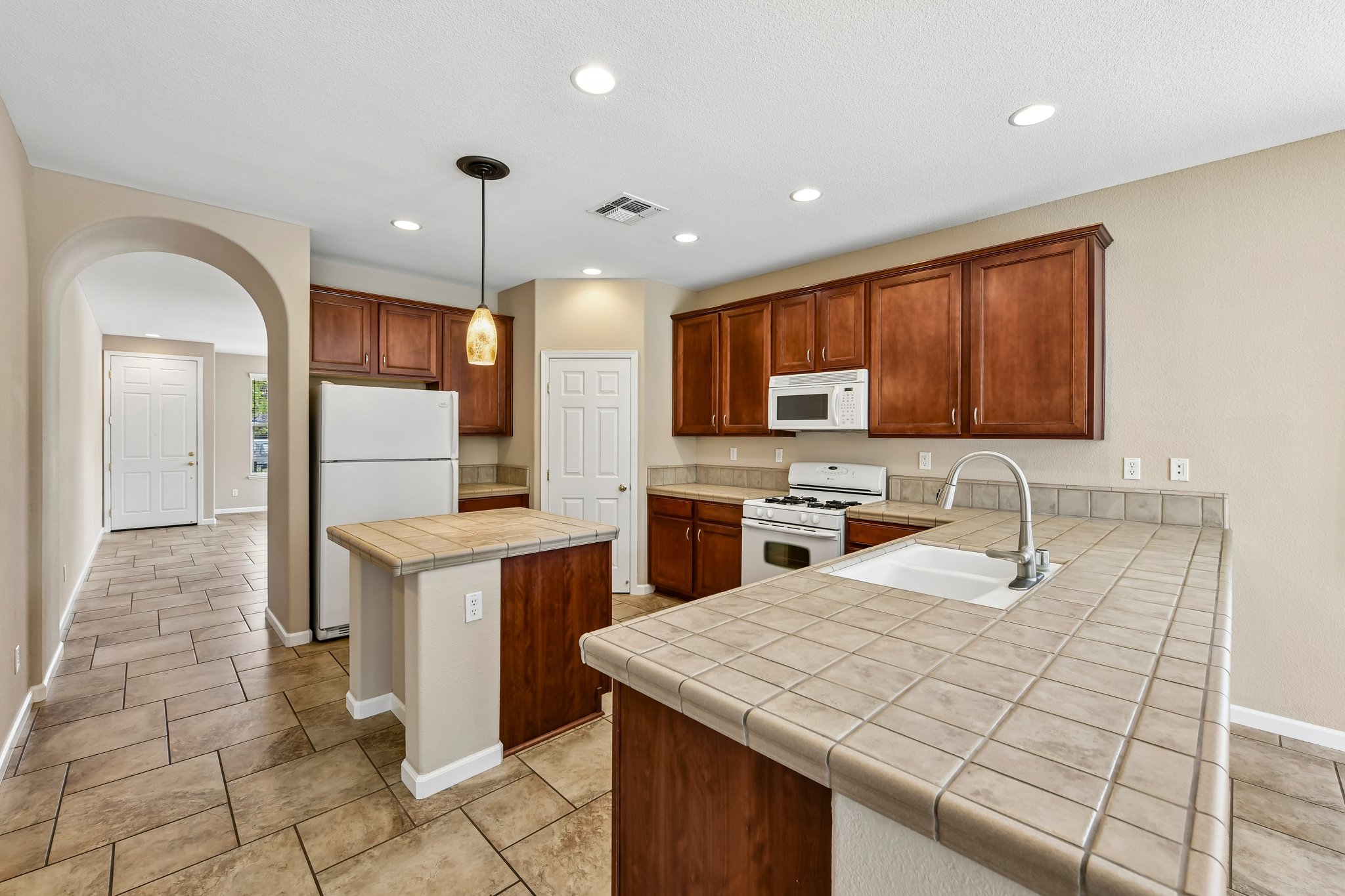 Niobe Cir-S1407-016.jpg