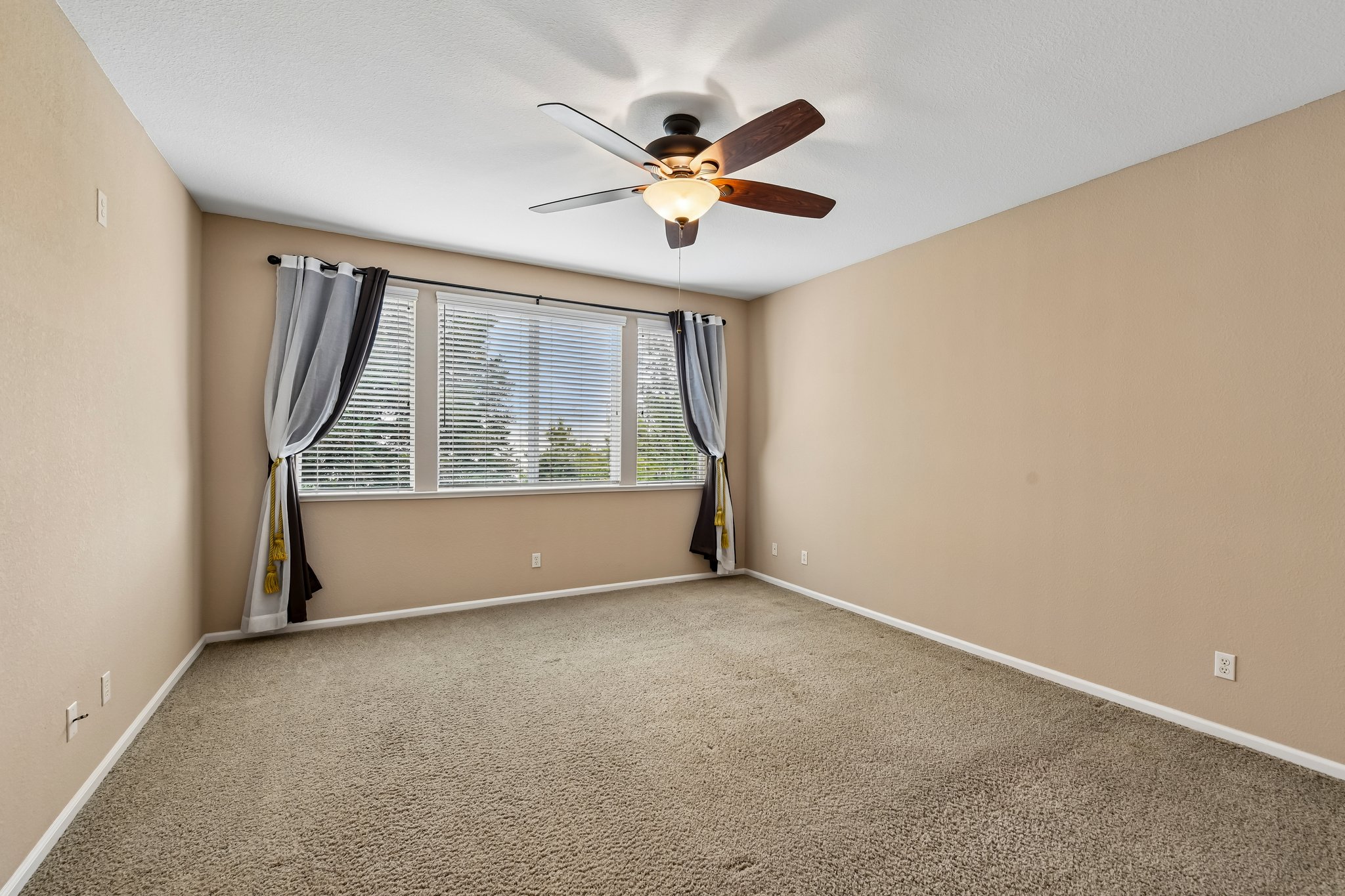 Niobe Cir-S1407-034.jpg