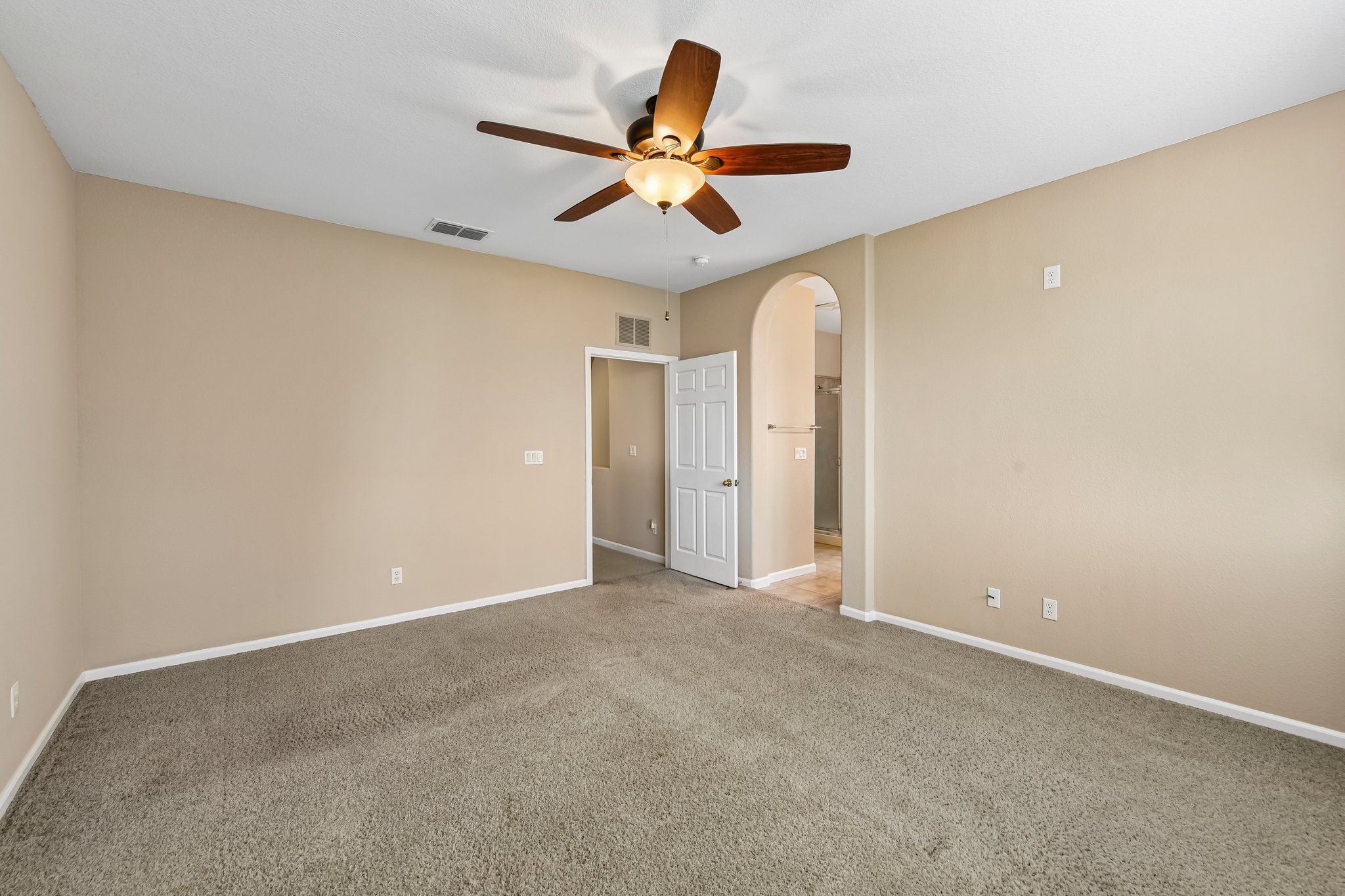 Niobe Cir-S1407-035.jpg