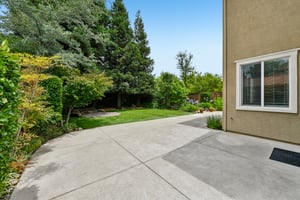 Niobe Cir-S1407-041.jpg