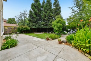 Niobe Cir-S1407-044.jpg
