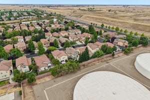 Niobe Cir-S1407-058.jpg