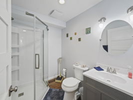 Photo 43