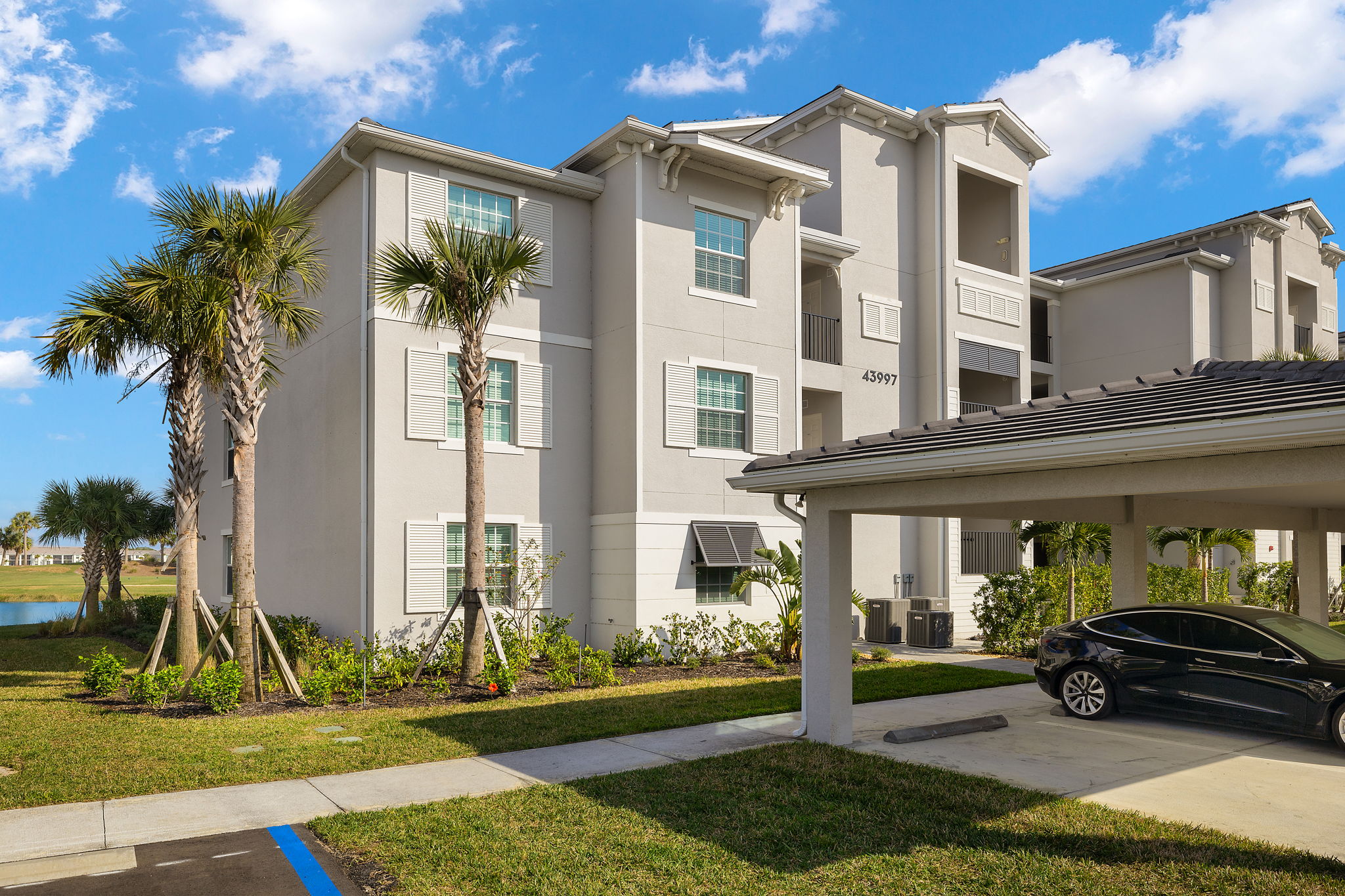 Front Exterior 2 of 2