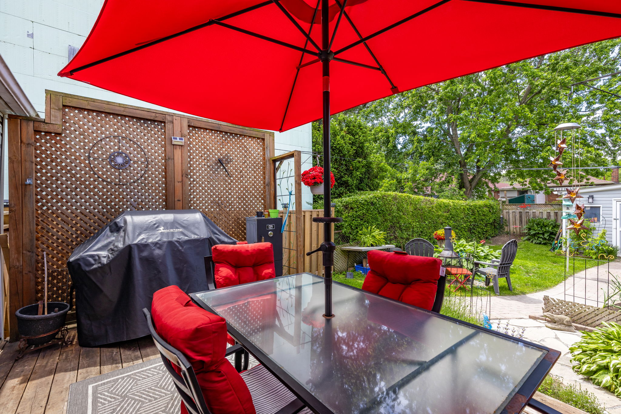 Property in Toronto — delivered property photograph 27