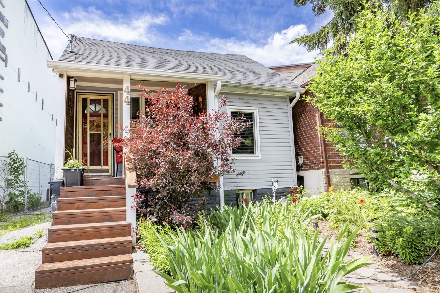 Property in Toronto — delivered property photograph 3