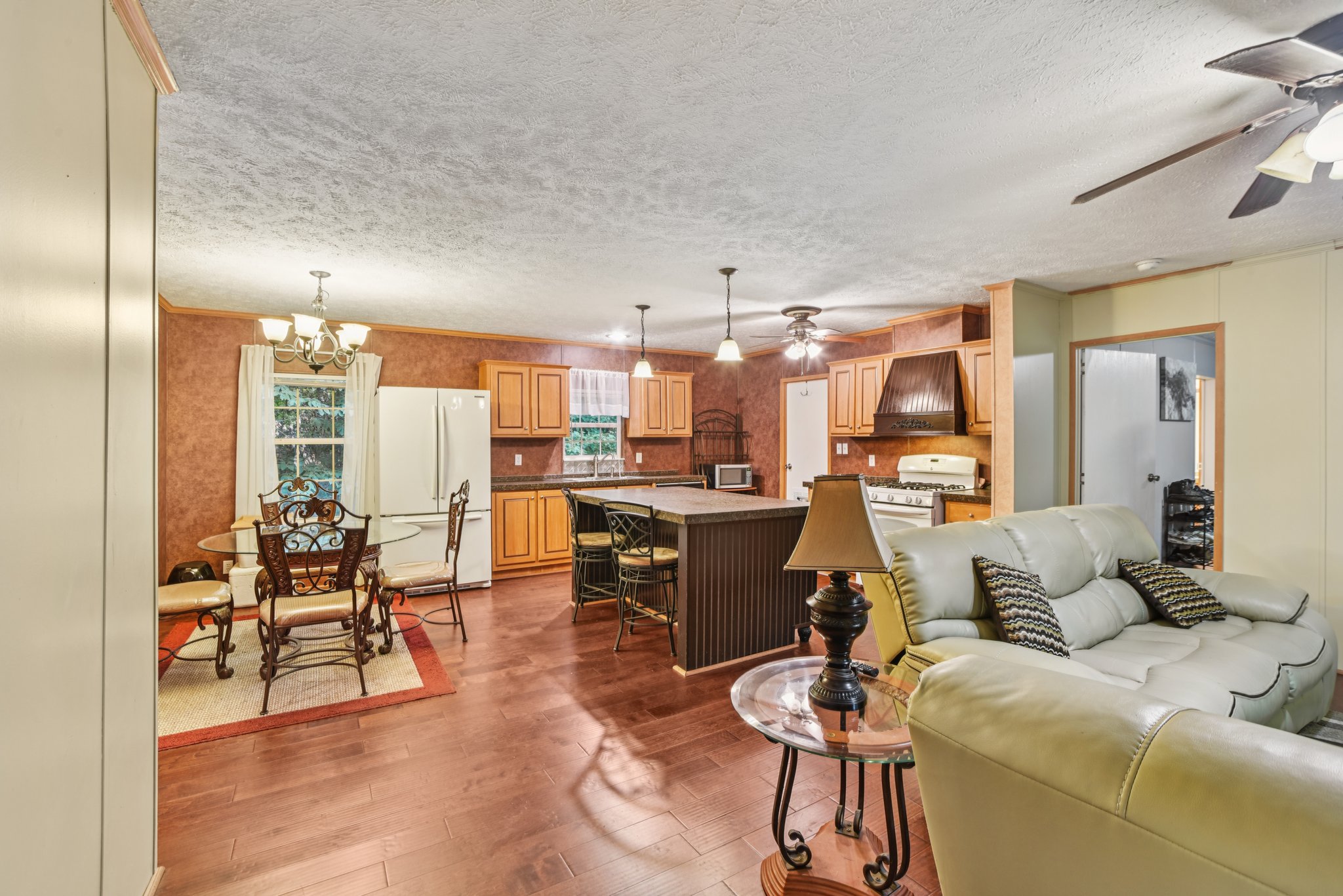 Bachelder Ln-S2706-012.jpg