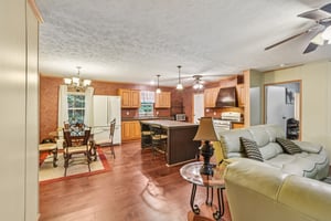 Bachelder Ln-S2706-012.jpg