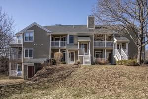  44 Bradford Commons Ln, Braintree, MA 02184, US Photo 3