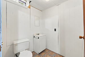  Photo 36