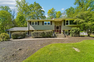 Brookwood Dr-S1305-001.jpg