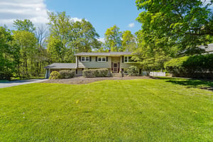 Brookwood Dr-S1305-002.jpg