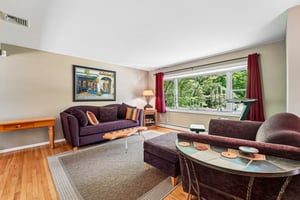 Brookwood Dr-S1305-007.jpg