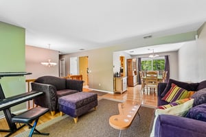 Brookwood Dr-S1305-009.jpg