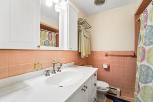 Brookwood Dr-S1305-019.jpg