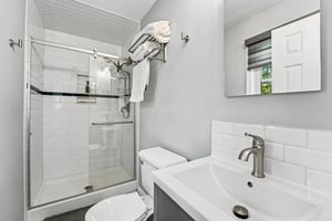 Brookwood Dr-S1305-023.jpg