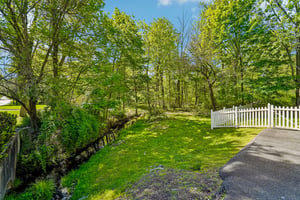 Brookwood Dr-S1305-044.jpg