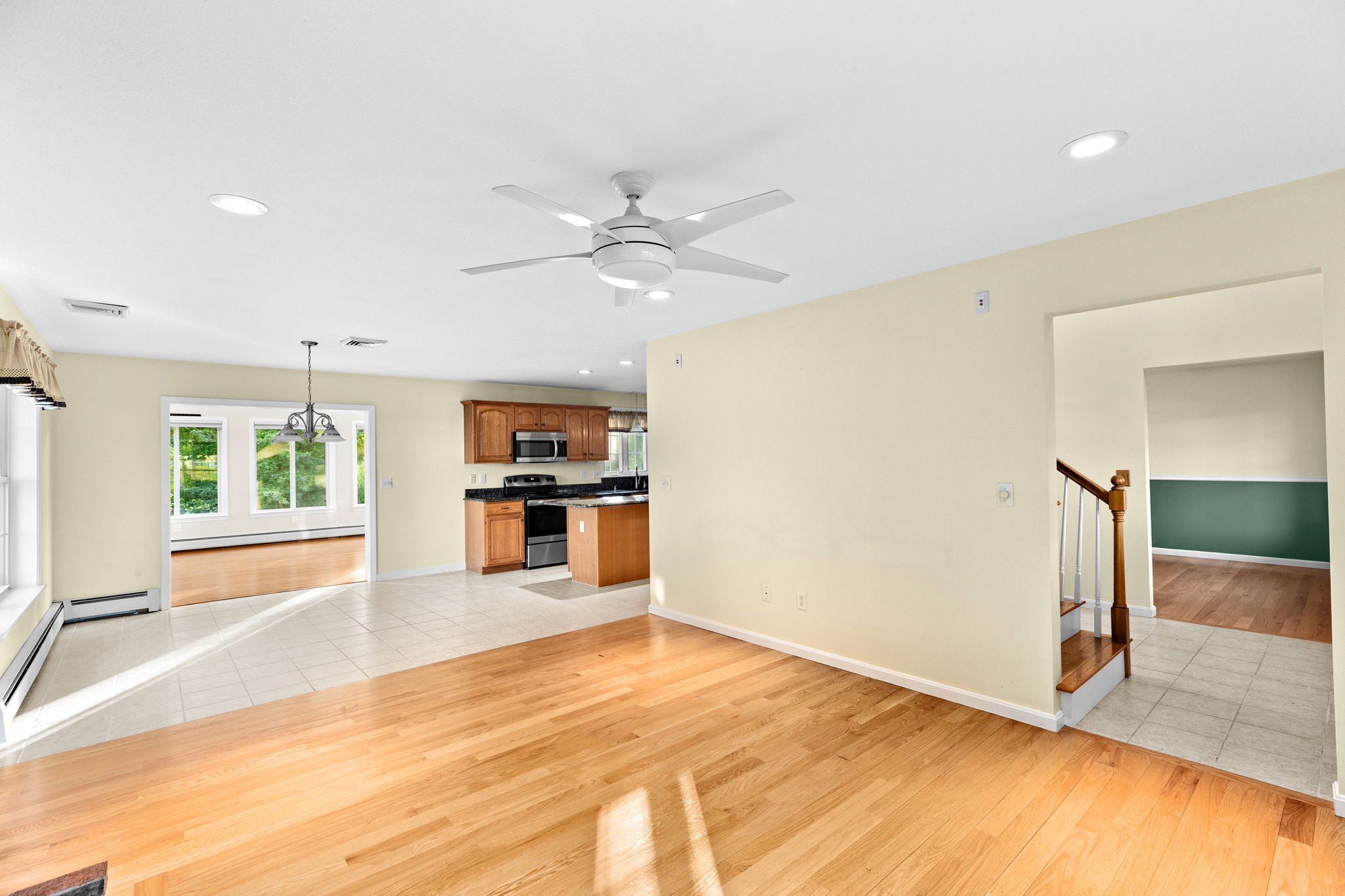 Foyer/Dining/Living Room