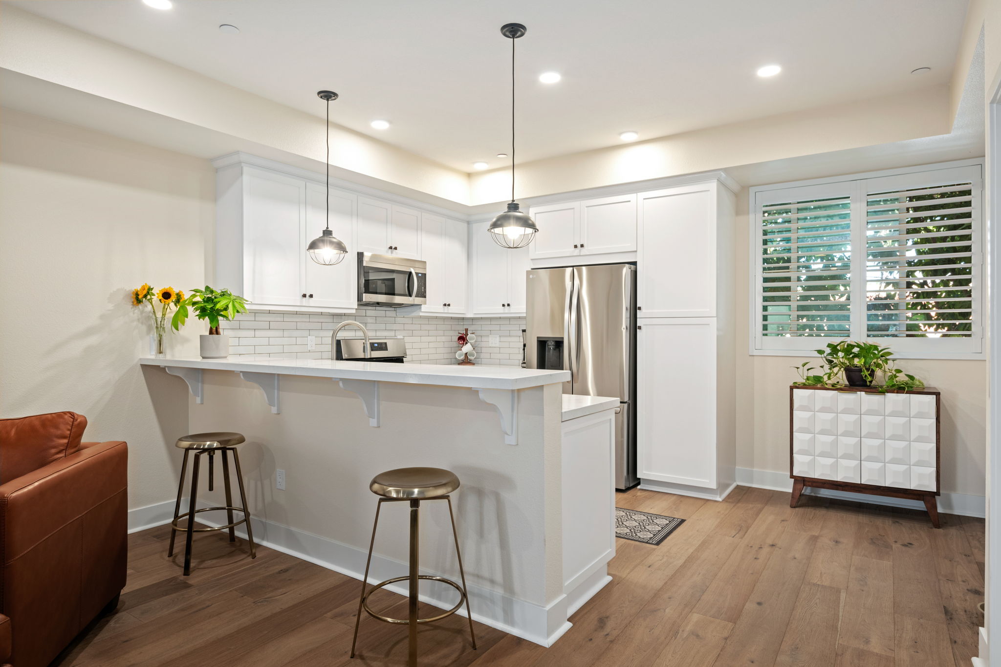 11 - Kitchen