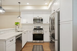 12 - Kitchen