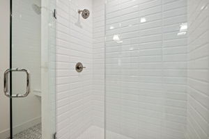 16 - Primary Bathroom