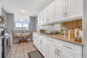 17-kitchen1