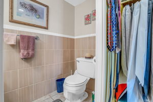 28-primary ensuite2