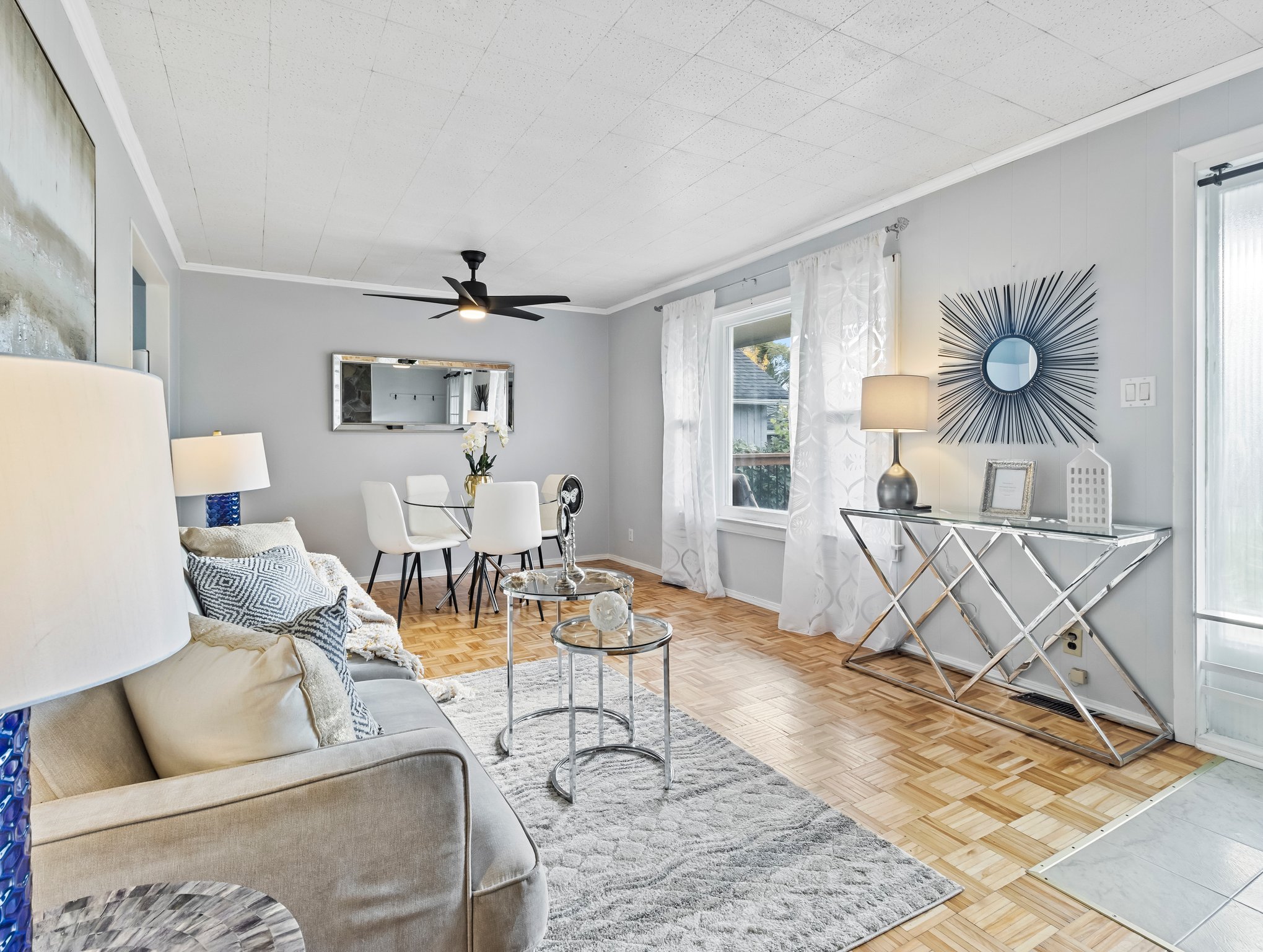 44 Farley Cir, Willow Beach, ON L0E 1S0 REALPix Interior & Real