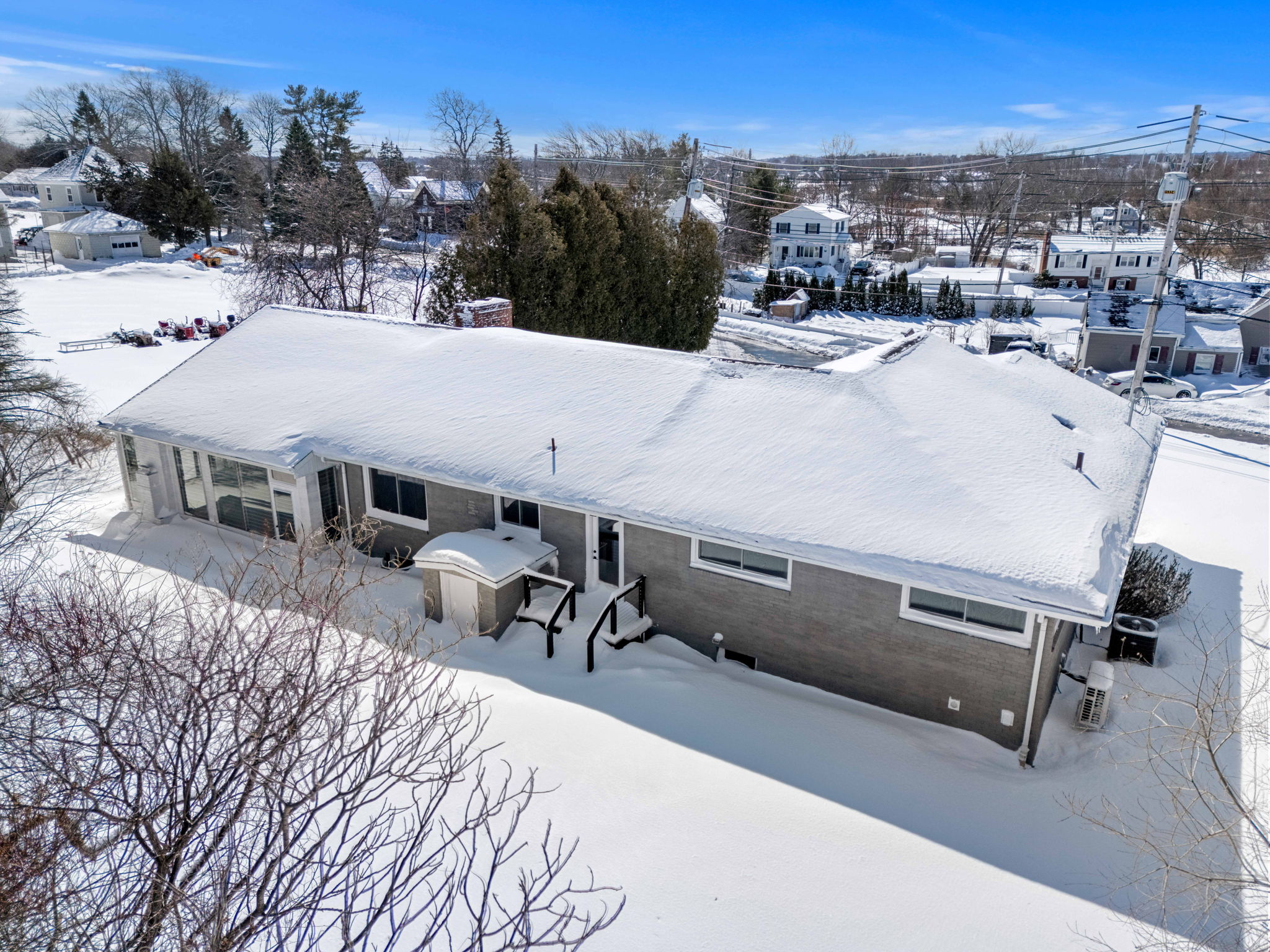 44 Foster St, Danvers, MA 01923, USA Photo 6