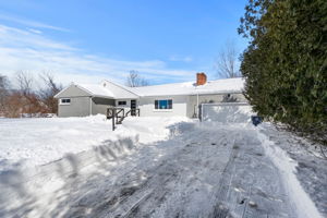 44 Foster St, Danvers, MA 01923, USA Photo 2