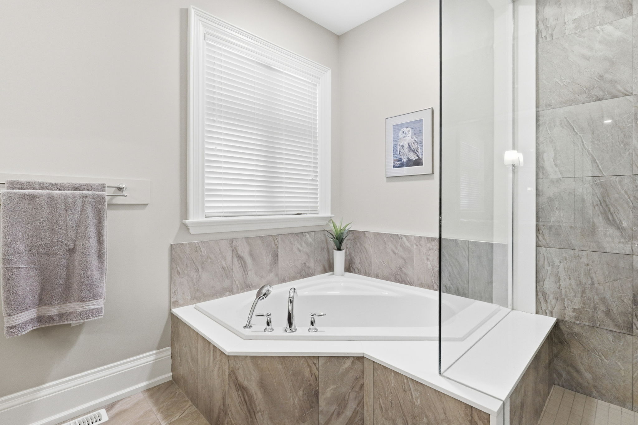 Property in King City — delivered property photograph 30