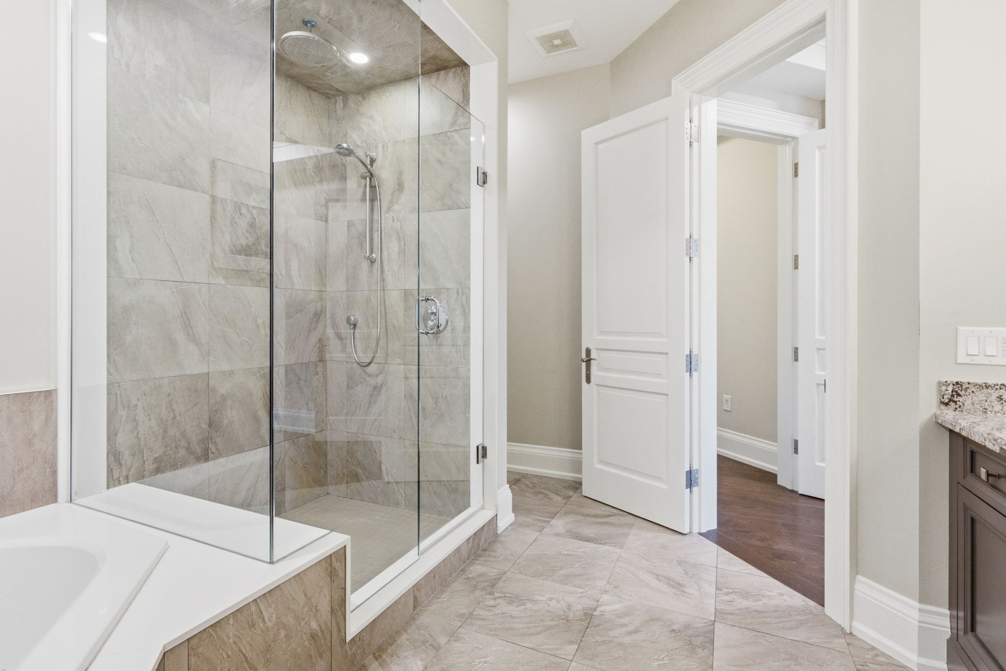 Property in King City — delivered property photograph 31